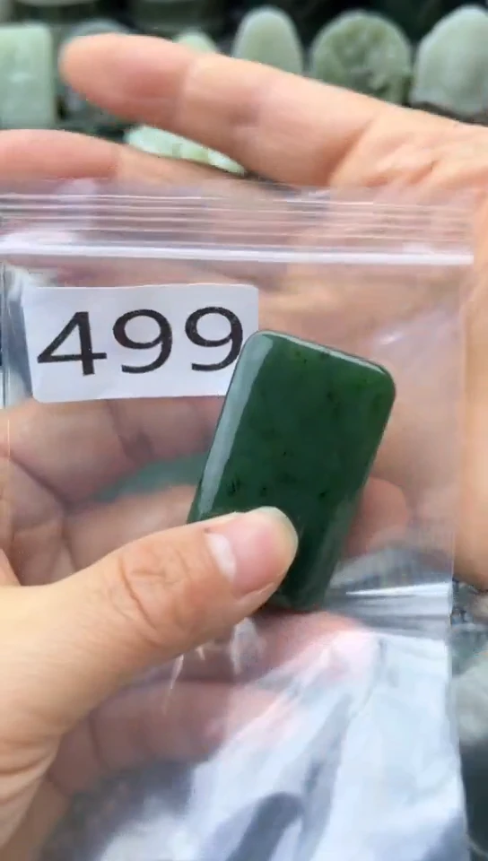 未镶嵌和田玉珠宝半成品牌子