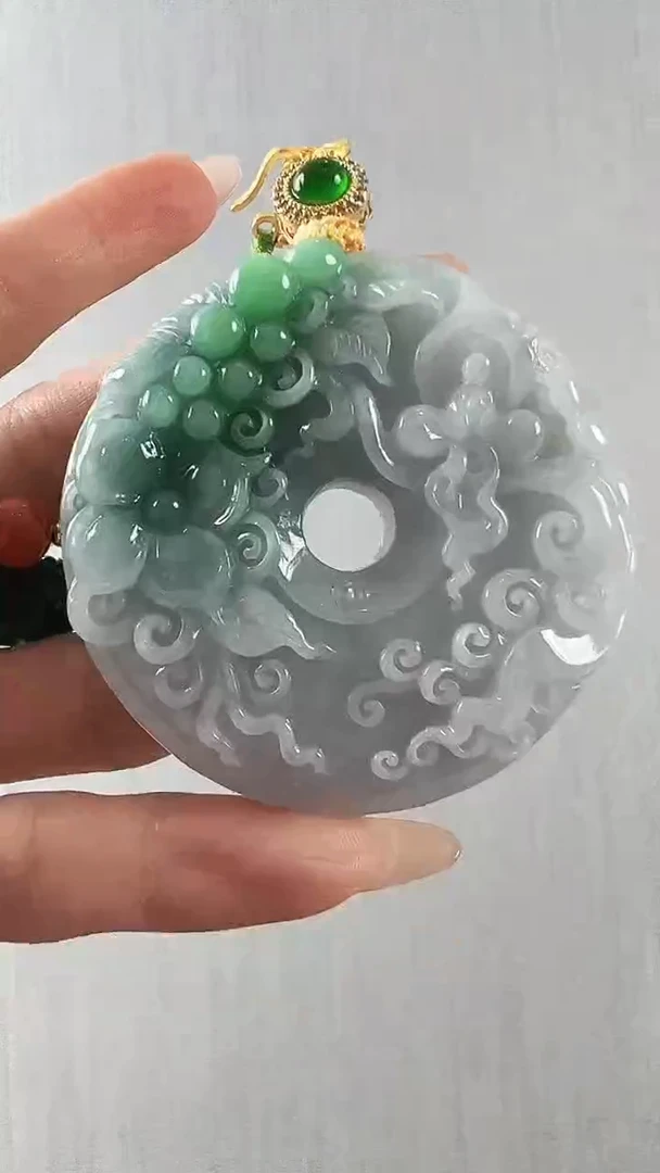 颈饰未镶嵌翡翠泡*悟道平安扣