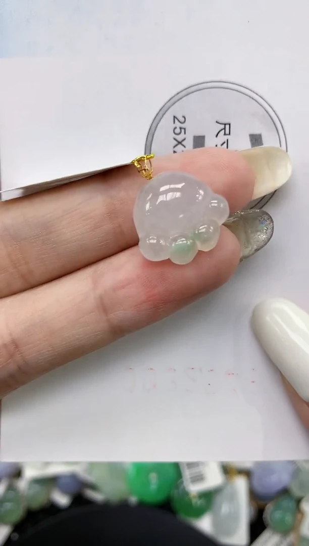 颈饰18K金镶嵌翡翠11111111111