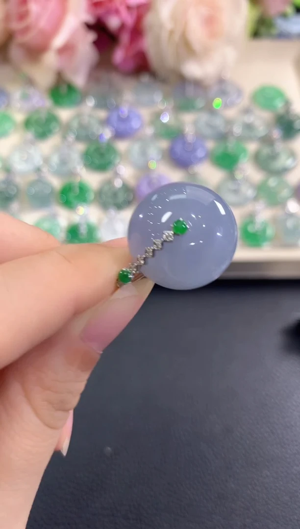 吊坠(不含链)18K金镶嵌翡翠b31紫货有色差多样性一件发货