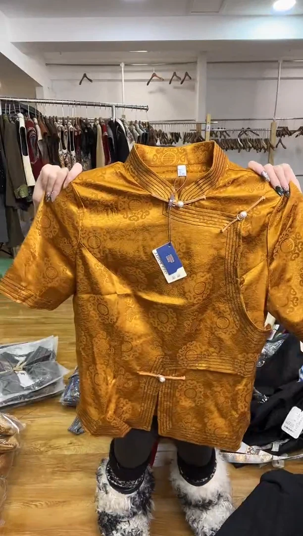 3XL码    135-145斤  半袖