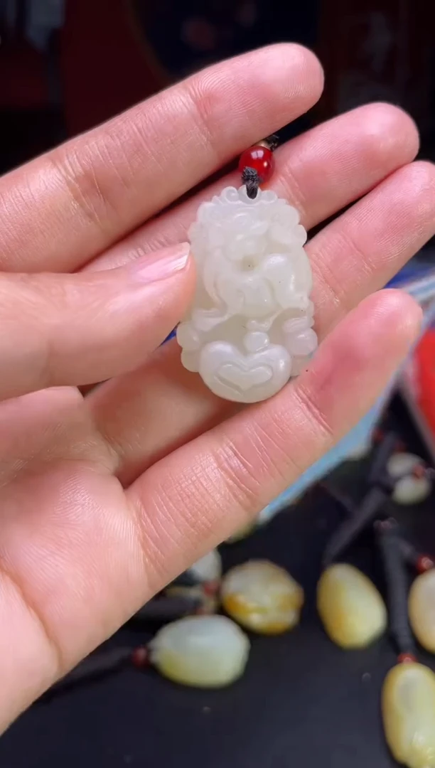 颈饰未镶嵌和田玉123