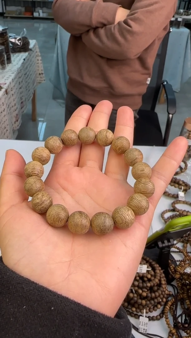 【闪购商品】沉香手串柬埔寨菩萨棋天然野沉香12mm11g+