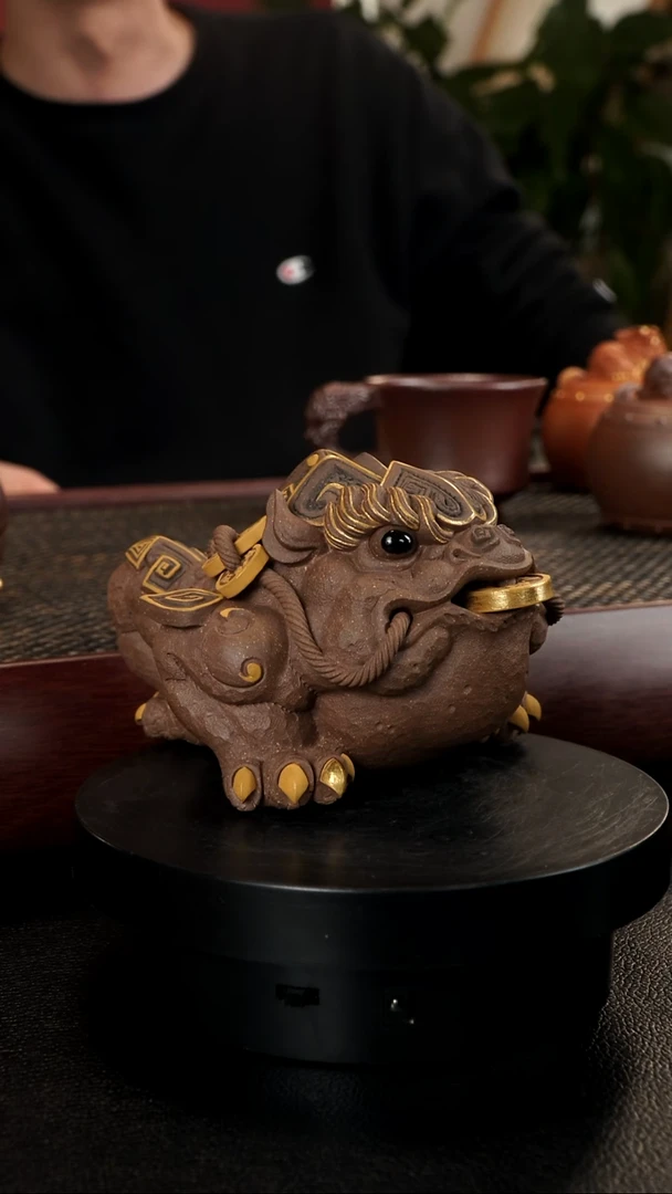 【闪购商品】紫砂茶壶描金蟾小仙