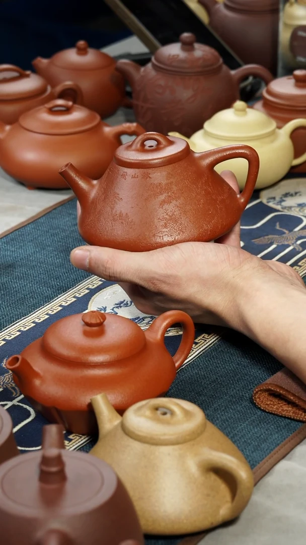 【闪购商品】紫砂茶壶红降子冶石瓢