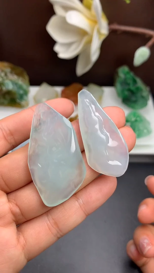 【闪购商品】定制翡翠未镶嵌多样性发货对牌 天空蓝