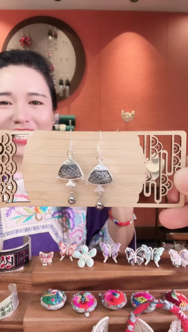 和****.非遗苗绣刺绣首饰10