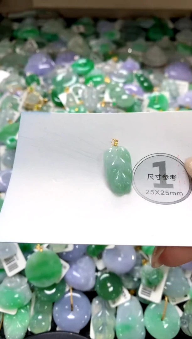 颈饰未镶嵌翡翠1111111111111111