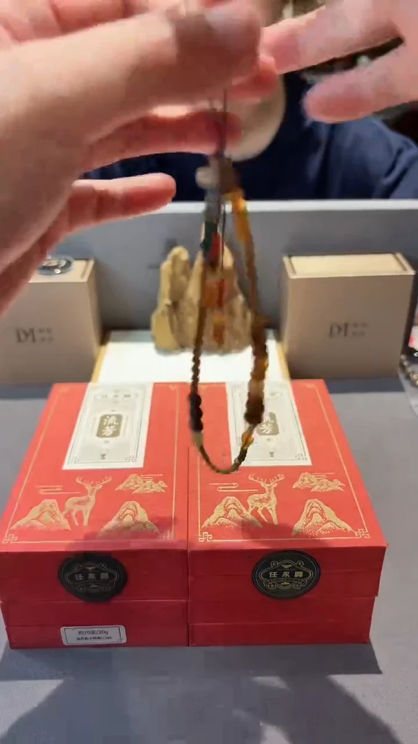 沉香手机挂件好看的