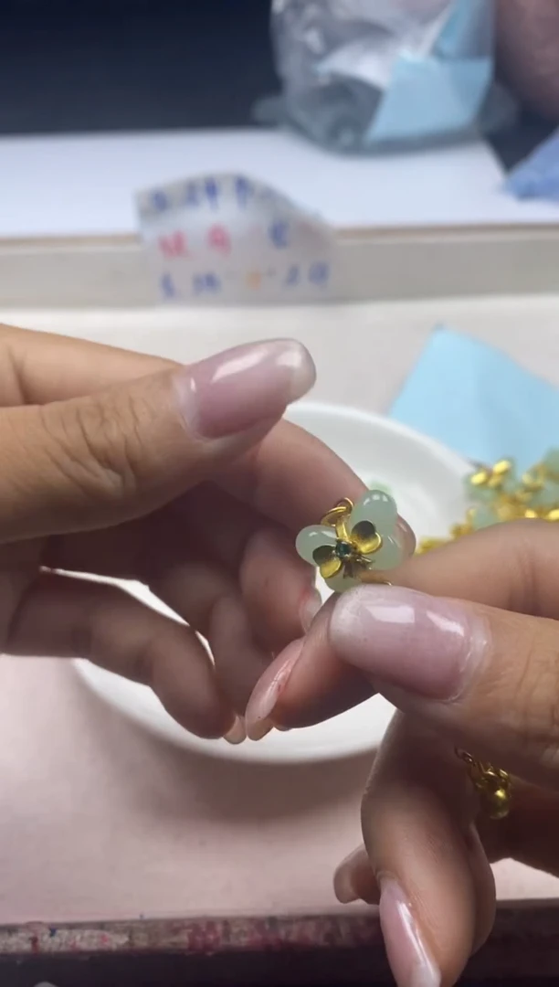 【闪购商品】和田玉颈饰银S800镶嵌x724晴水蝴蝶滴流*1