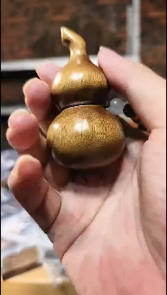 金丝楠     葫芦