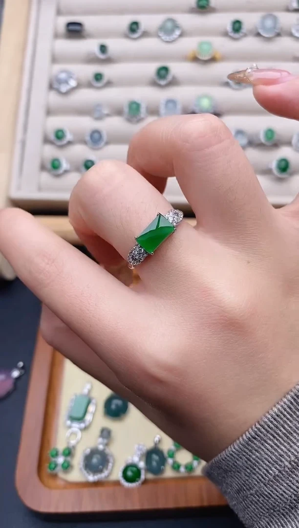 银S925镶嵌戒指翡翠0