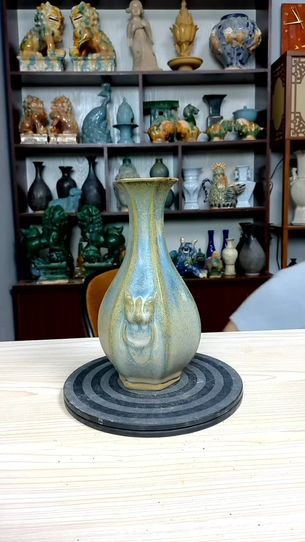 经典精美复古风格瓷器