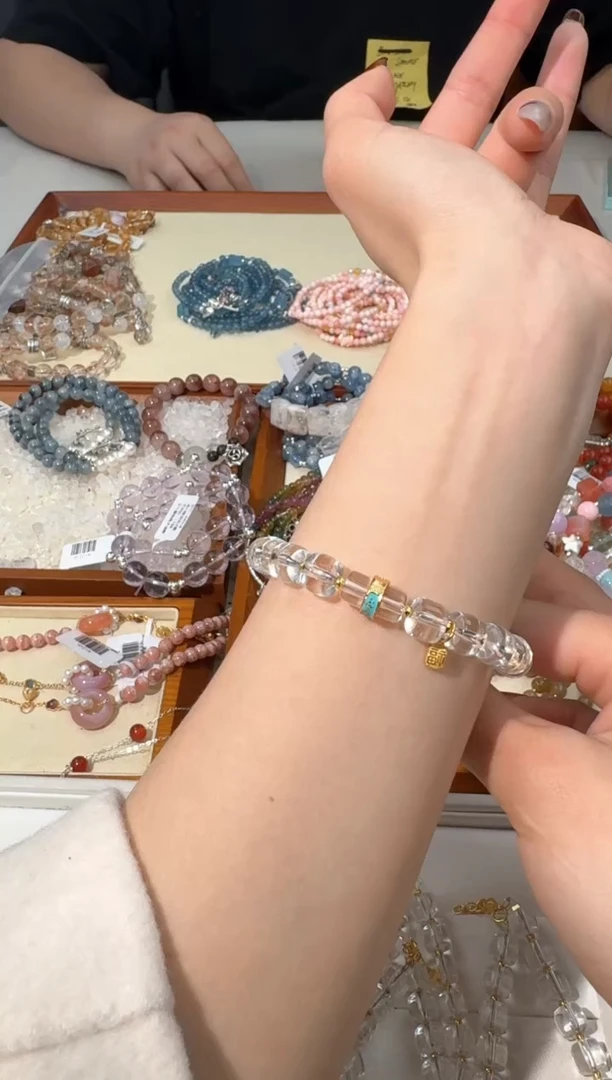 【闪购商品】水晶手链银S925镶嵌A030白水桶珠设计款