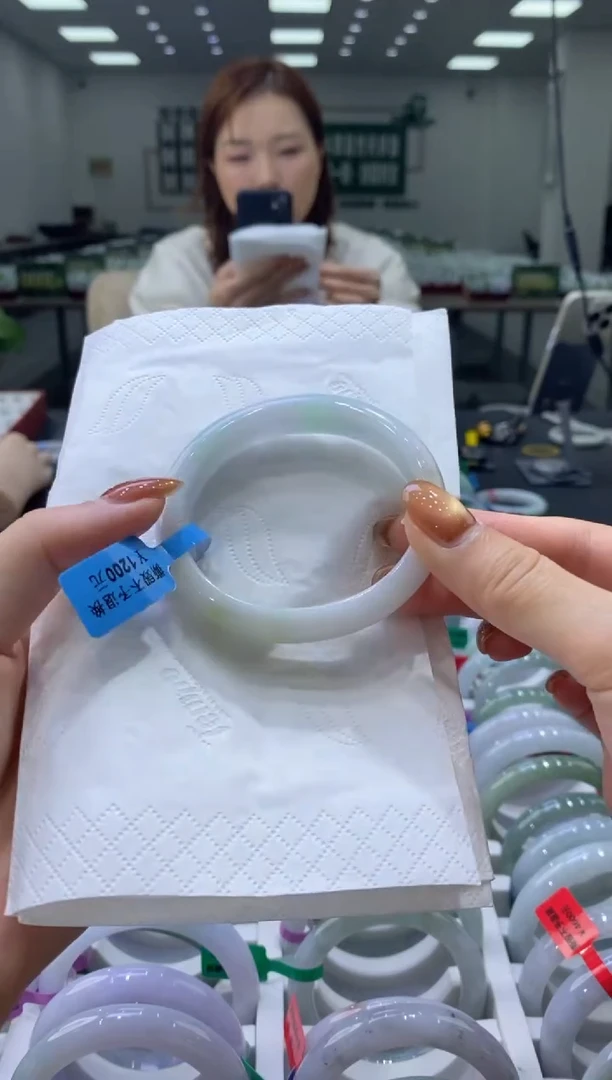 未镶嵌手镯翡翠0042293