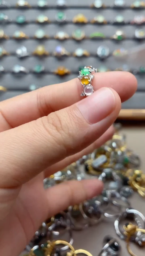 银S925镶嵌戒指翡翠1