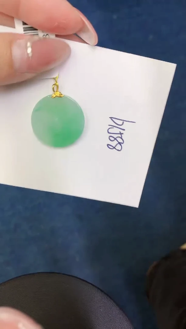 【闪购商品】翡翠颈饰18K金镶嵌000000000000