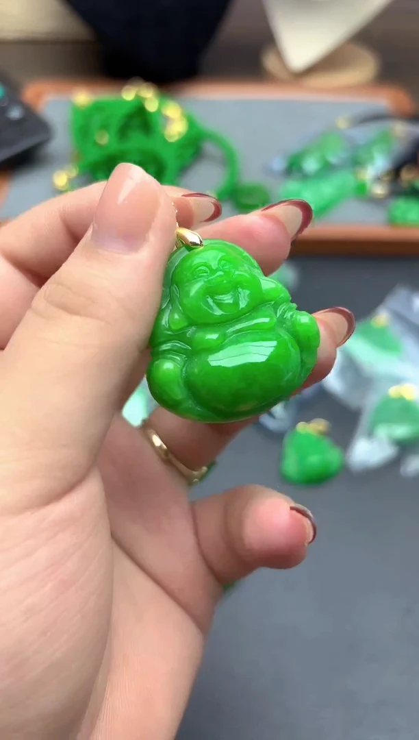 未镶嵌翡翠耳饰佛公吊坠