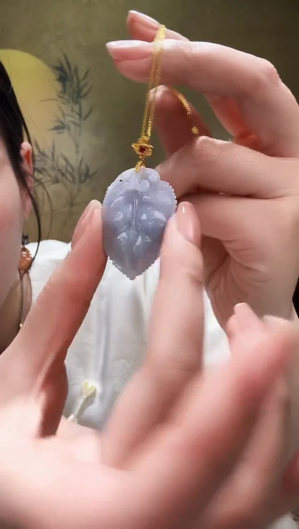 颈饰未镶嵌翡翠吊坠