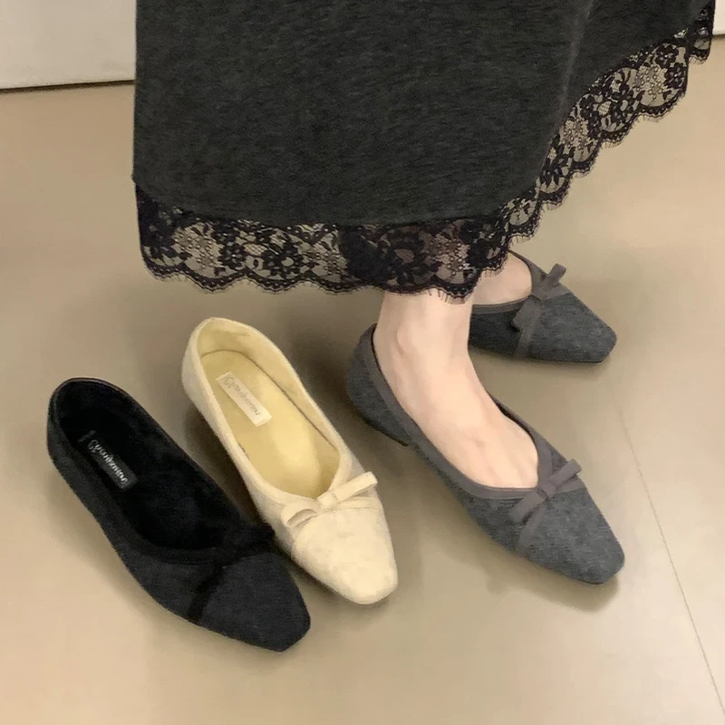 2025秋季新款温柔秋冬加绒浅口鞋方头法式单鞋网红粗跟蝴蝶结浅口