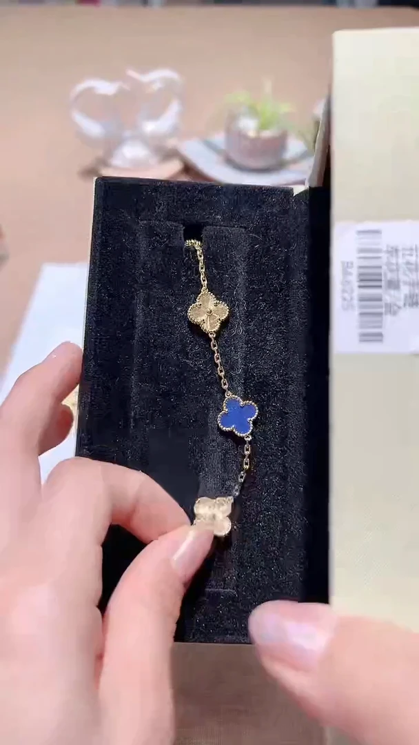 瓷片碗碟好物一件不留@@1