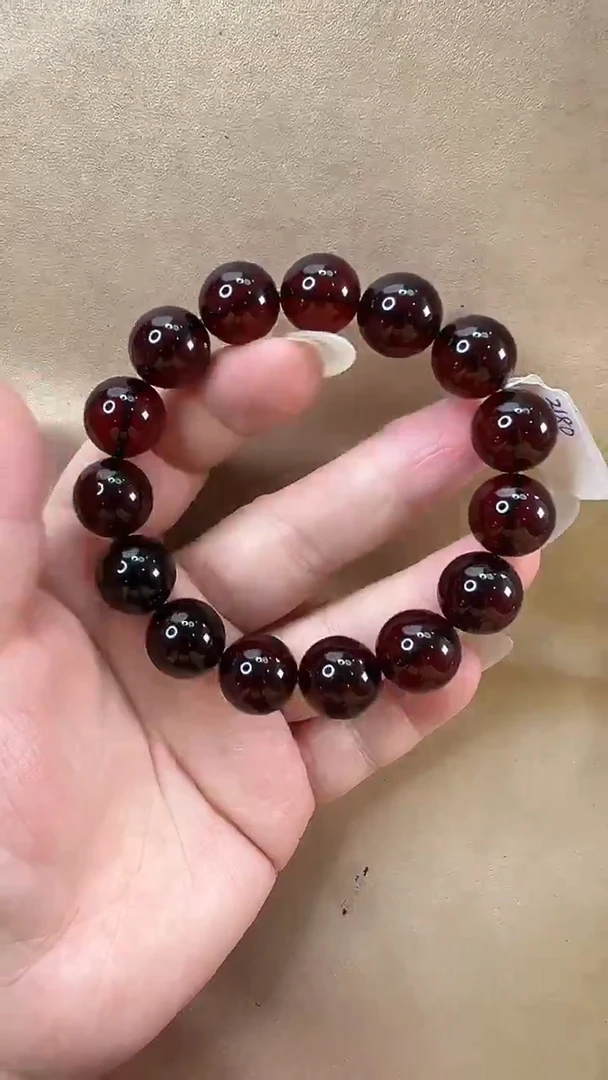 琥珀颈饰未镶嵌手串