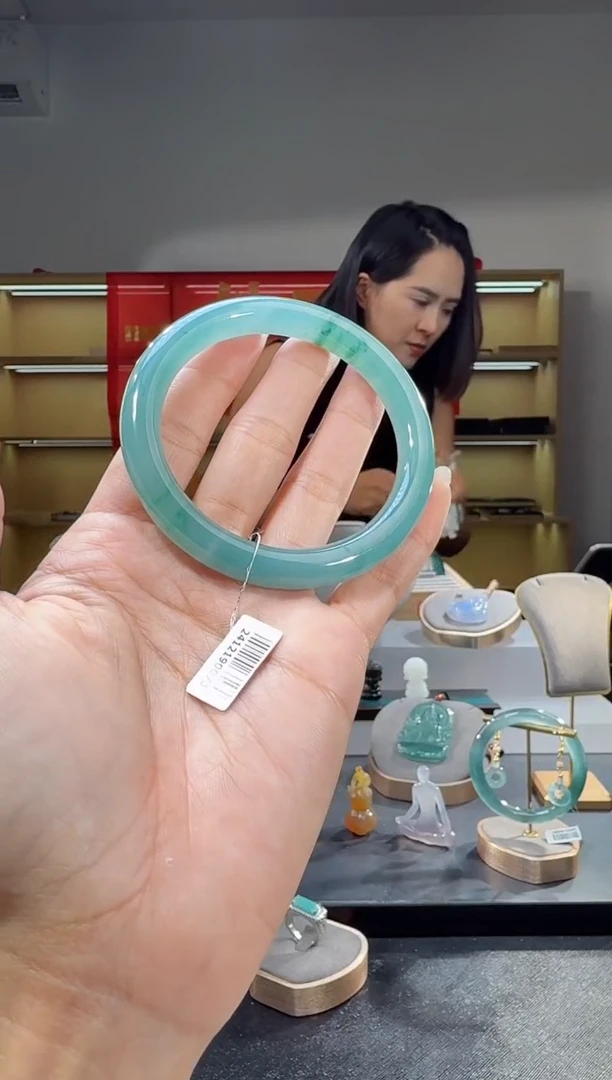 未镶嵌手镯翡翠56圈