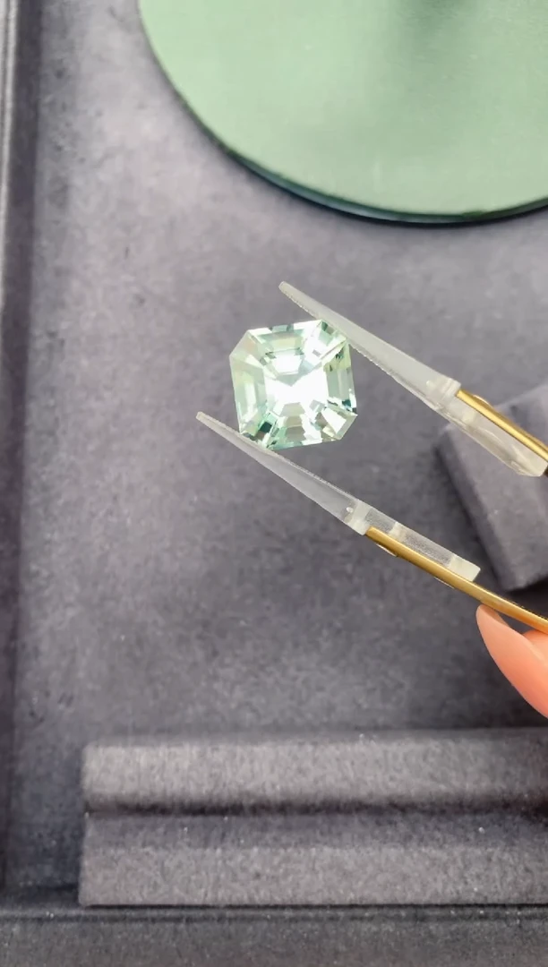 未镶嵌珠宝半成品碧玺15ct绿碧玺  FE 定制