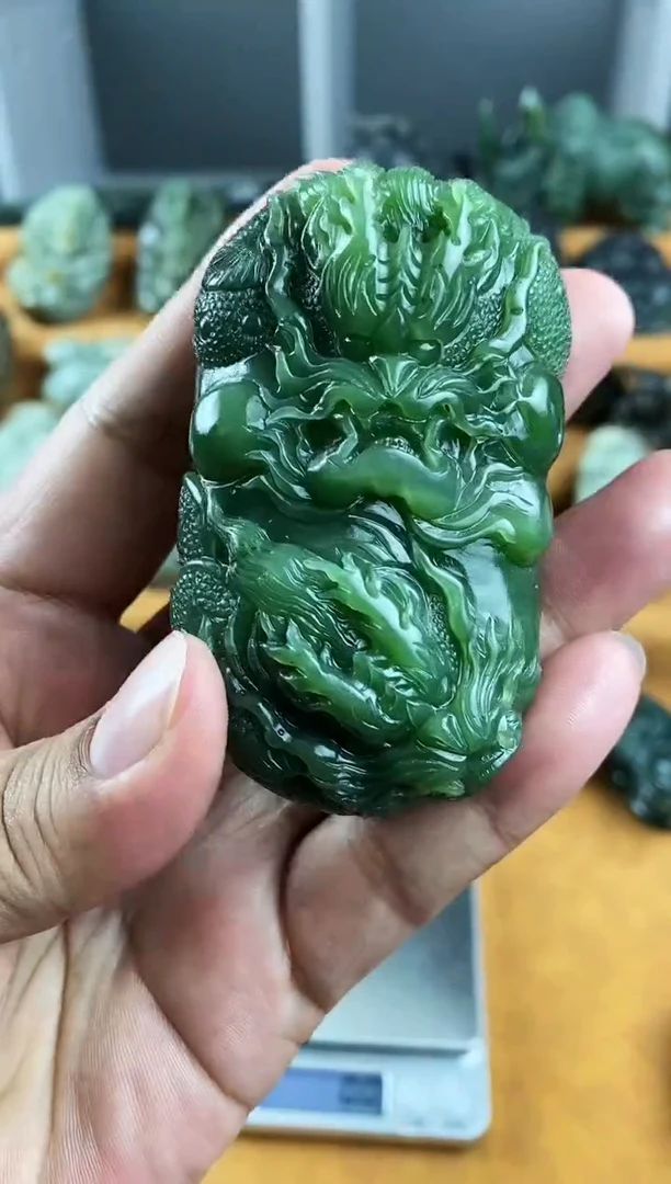 未镶嵌和田玉把件1