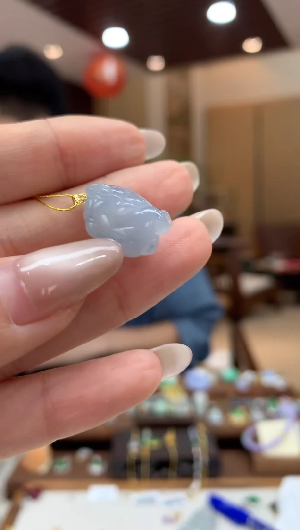 吊坠(不含链)18K金镶嵌翡翠貔貅