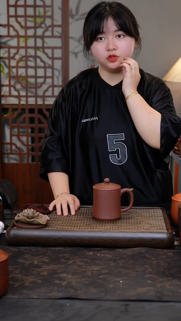 茶杯紫砂底槽青莲子