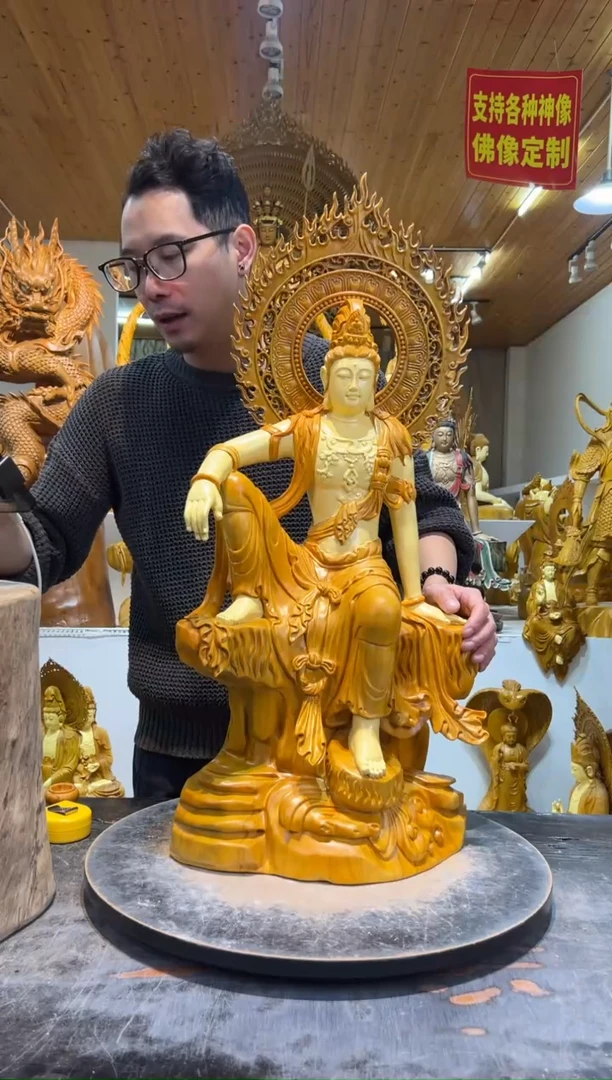 香樟木自在观音78cm