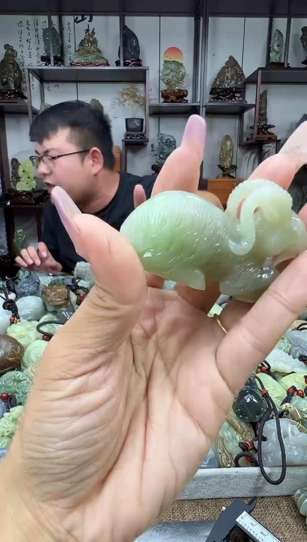 未镶嵌和田玉把件1