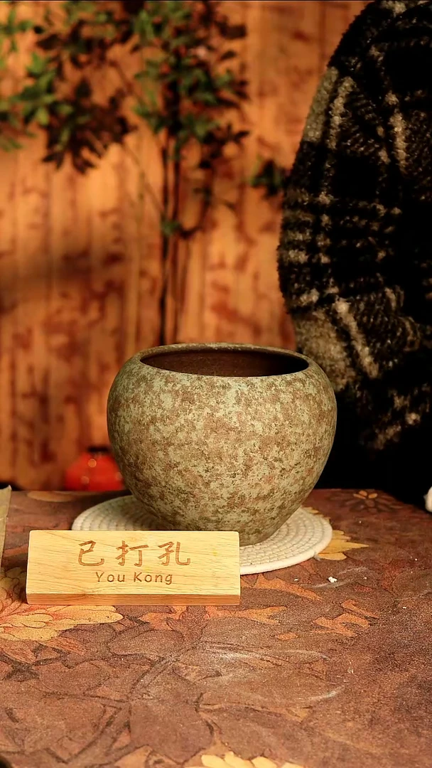 陶瓷27-52高18口15误差2已打孔