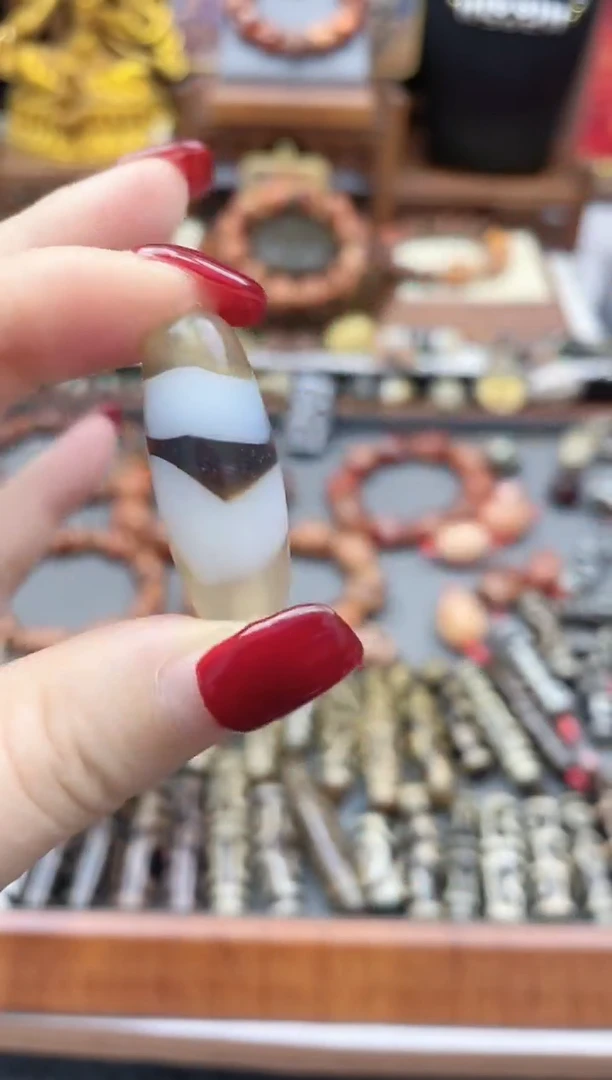 玛瑙/玉髓散珠天然缠丝单珠