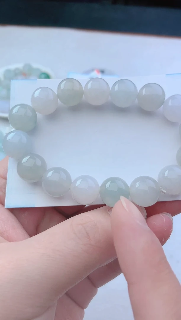 【闪购商品】翡翠颈饰未镶嵌珠子