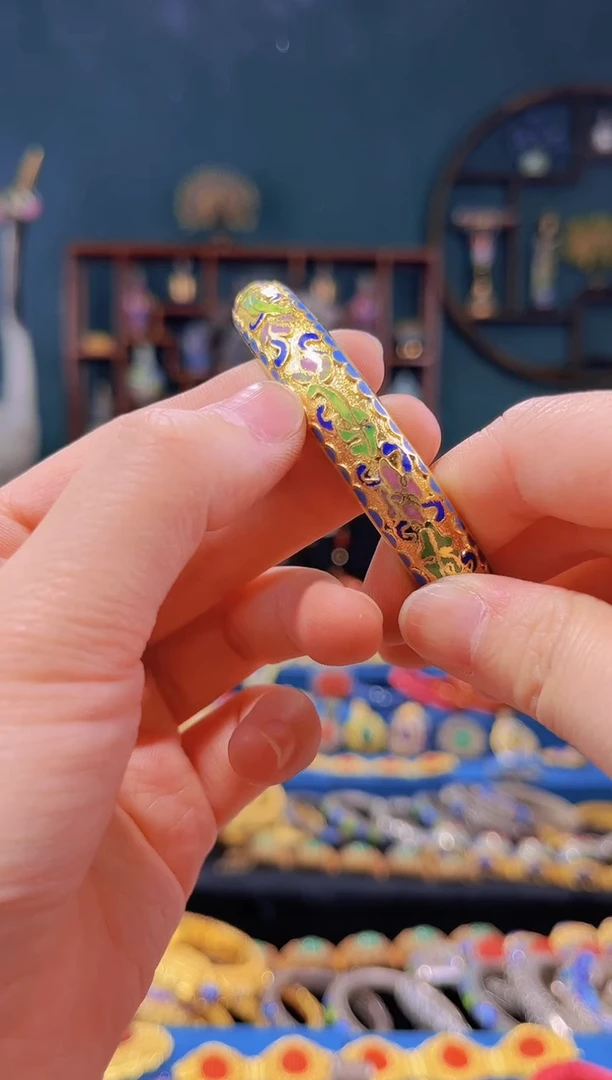 【闪购商品】非遗绝技 景泰蓝金地手镯 宝蓝 60+