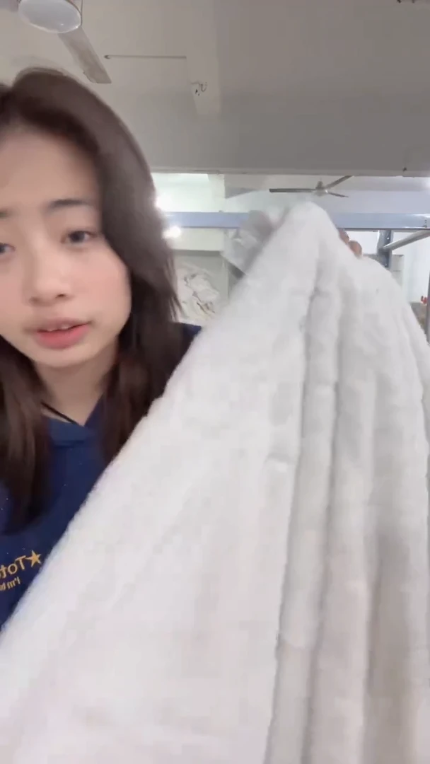 法兰绒005                    1.3*1.8瑕疵