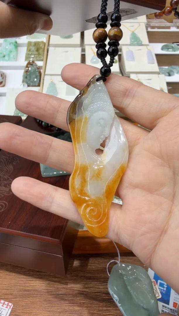 翡翠挂件未镶嵌A货翡翠多样性孤品国雕谢林工