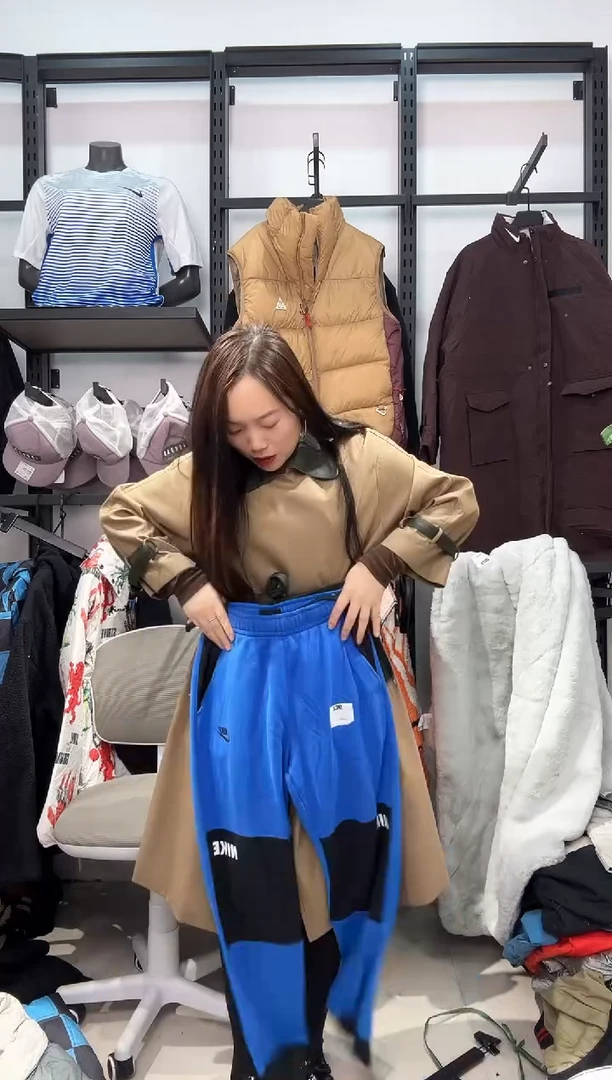 2142     编码  瑕疵直播间过款为准 尺码