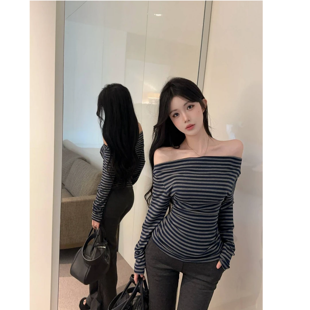 新款纯欲辣妹设计感露肩一字肩修身显瘦条纹上衣
