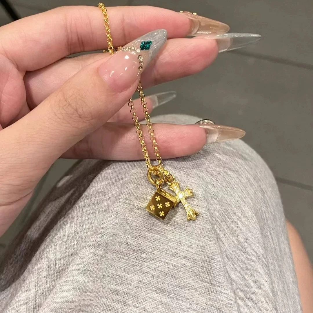 足金999骰子十字黄金吊坠筛子金项链纯金锁骨链平安夜圣诞520礼物