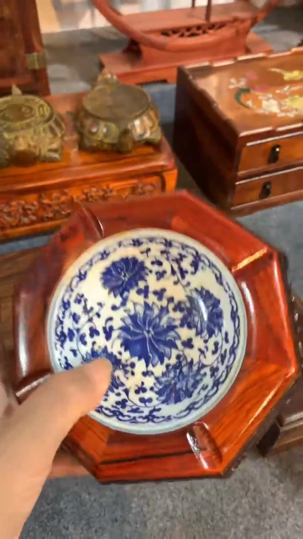 木福利            烟灰缸