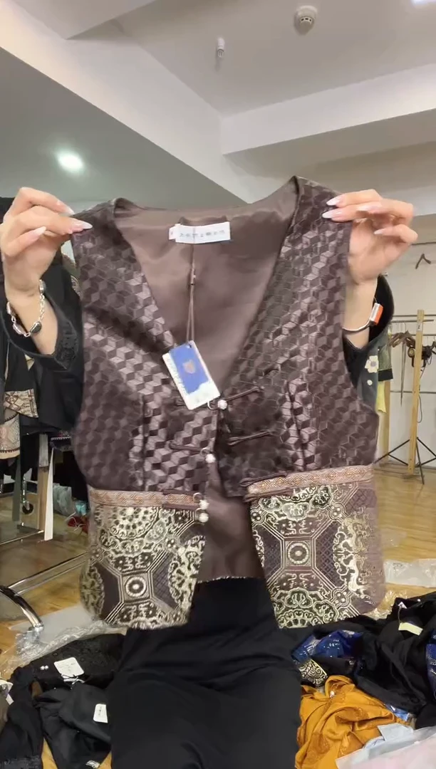 M码       90-105斤  马甲