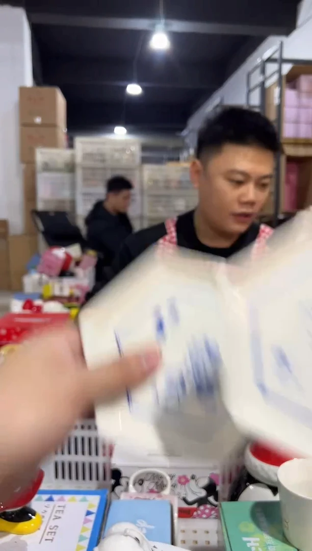 【闪购商品】杯六角姆明碟2件套