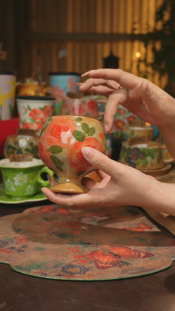 陶瓷景德镇高温釉下手绘陶瓷