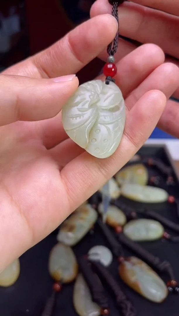 颈饰未镶嵌和田玉123