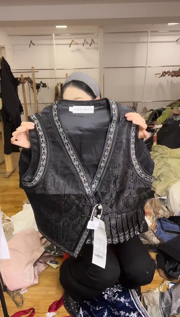 马甲       XL码      115-125斤