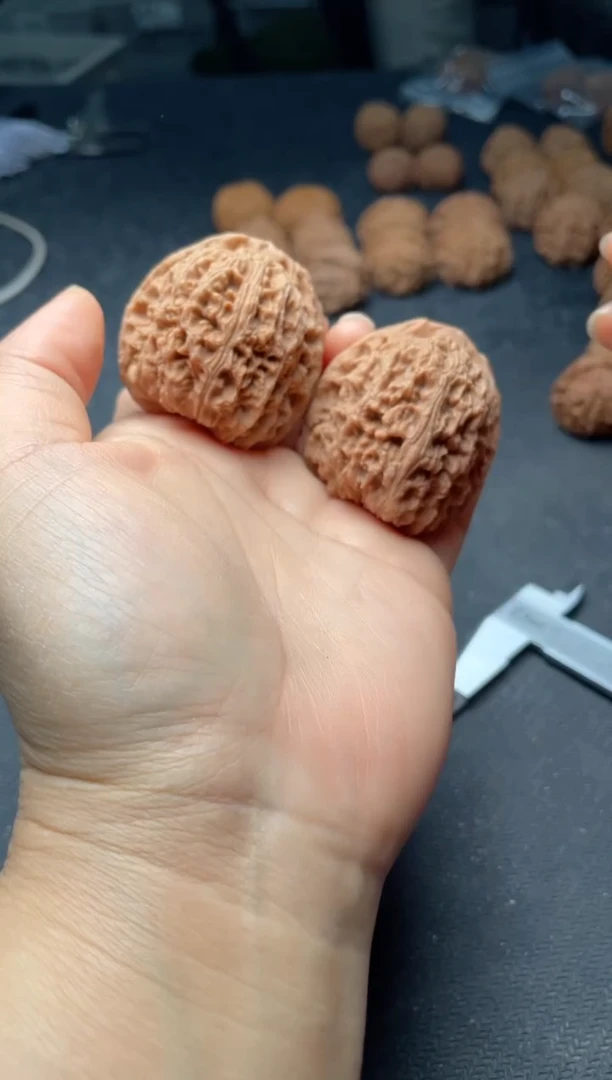 把件文玩核桃w52南疆石 42尺