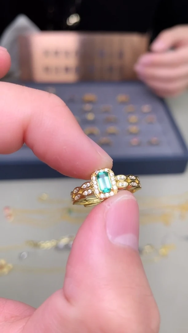 【闪购商品】祖母绿戒指银S925镶嵌戒指